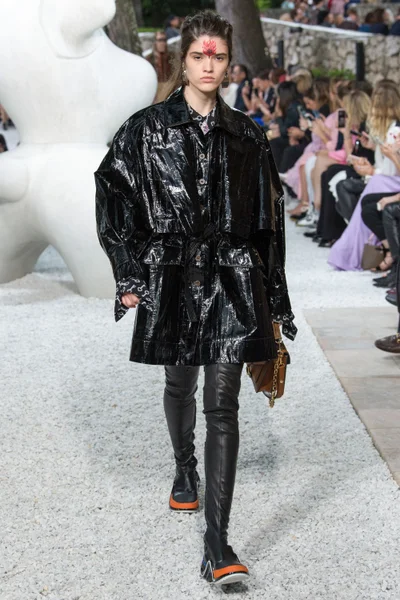 Look 33
